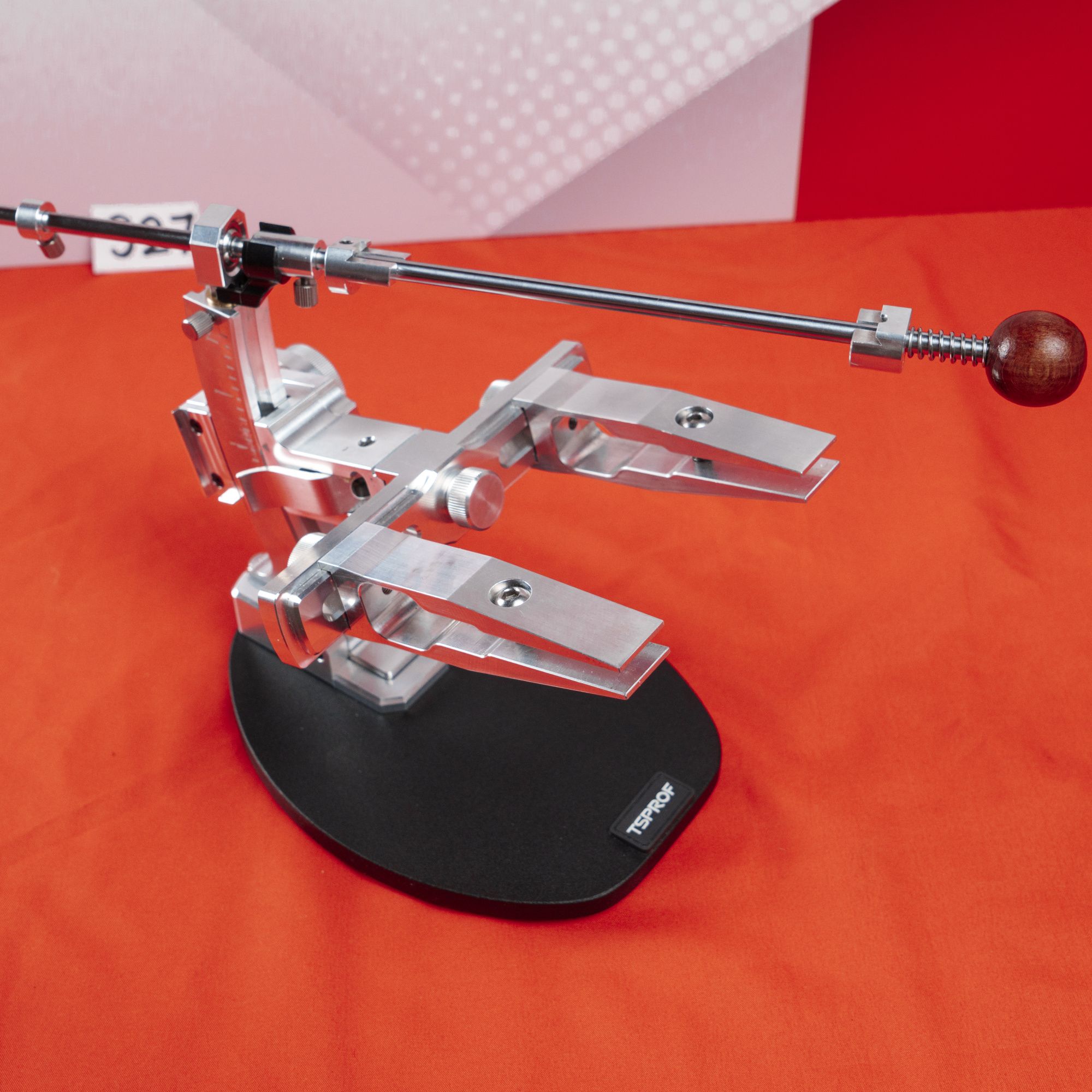 Заточное устройство TSPROF Kadet Pro, версия T. Лот 327
