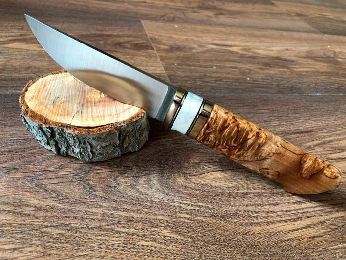 Натуральная древесина для изготовления рукояти