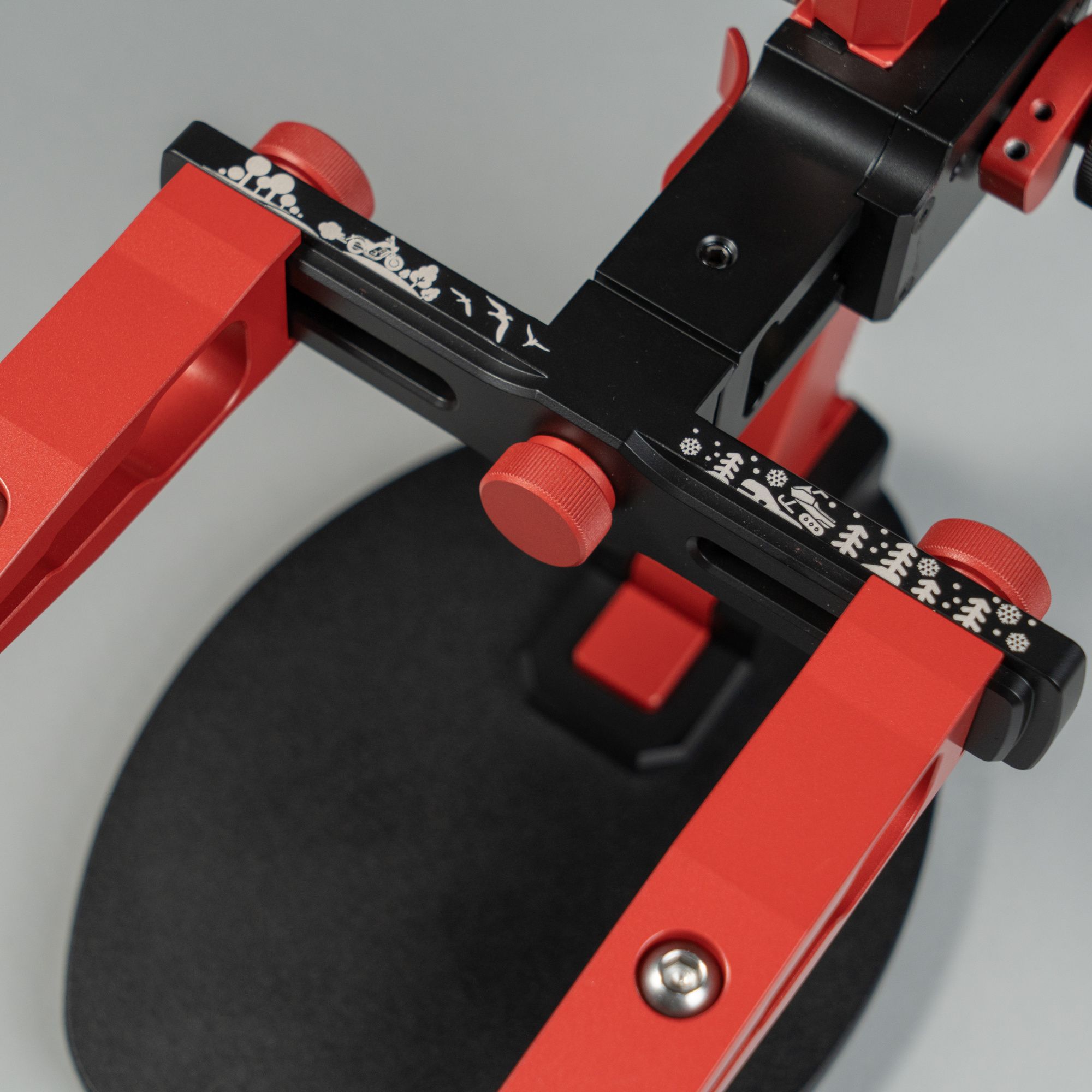 Гравировка рамки TSPROF Kadet