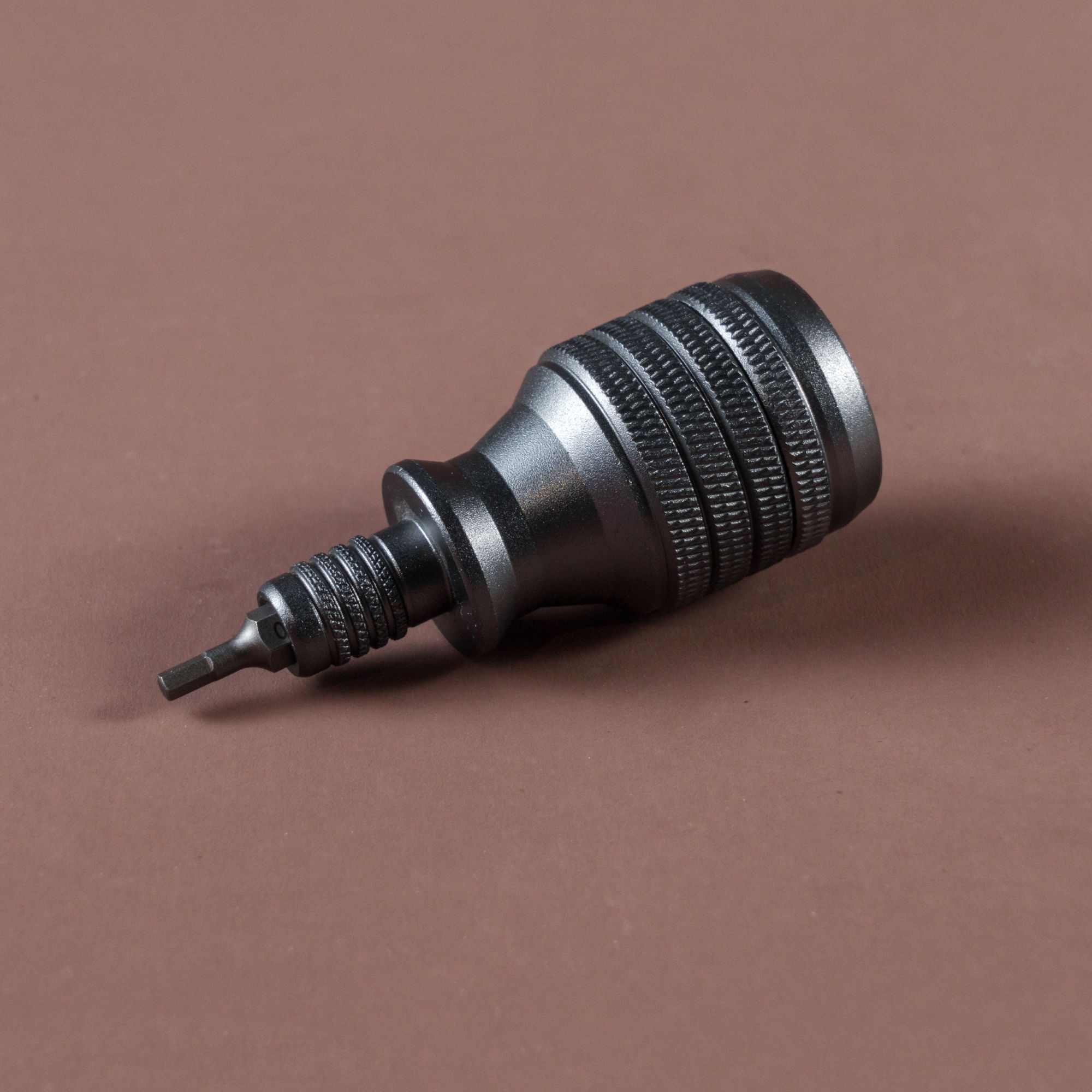 Отвертка TSPROF 7 Бит