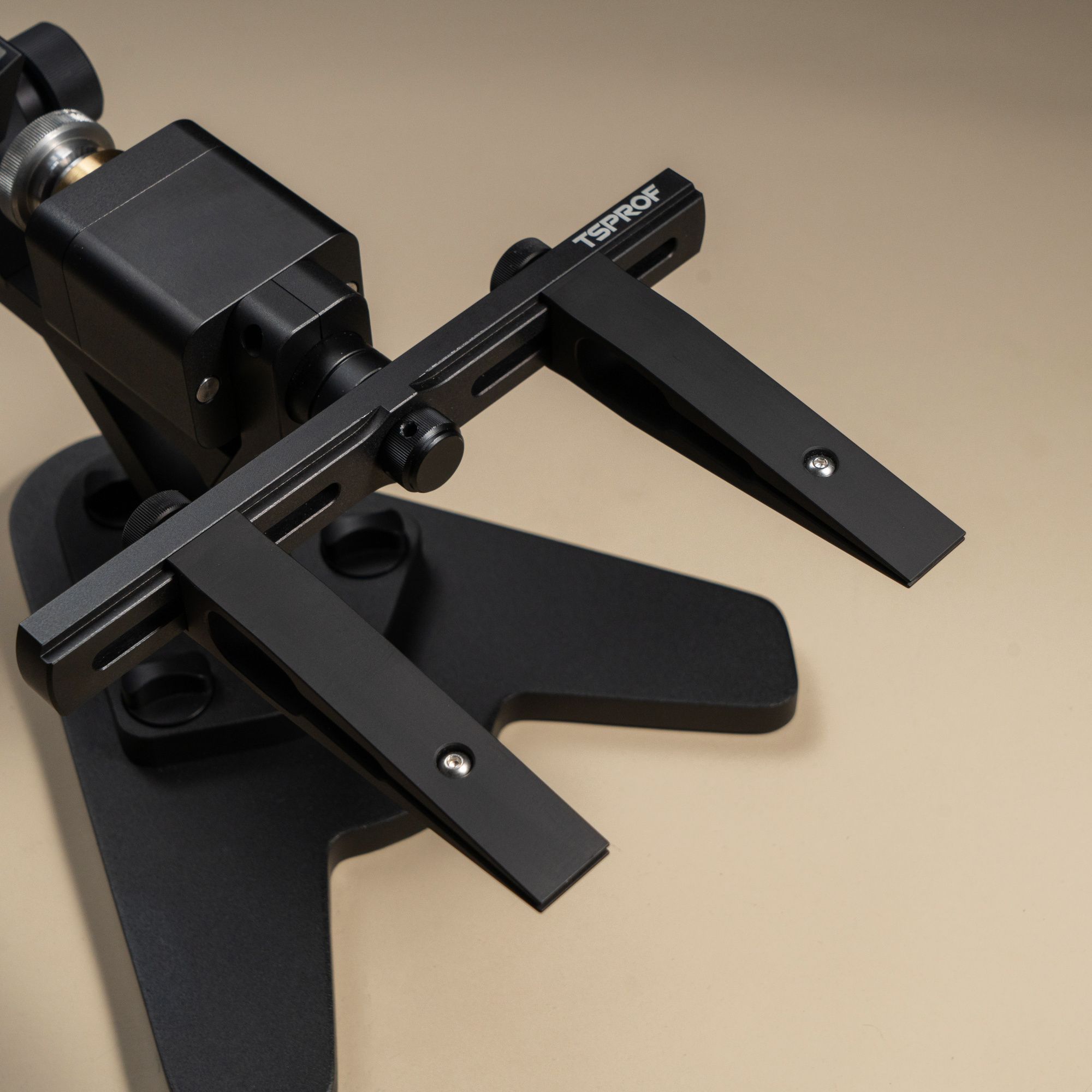 Зажимы TSPROF цельнофрезерованные филейные, матовые